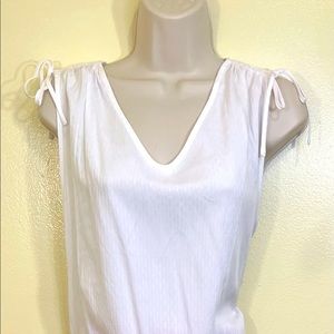 NWOT JCPenney Liz Claiborne size Large Summer blouse White